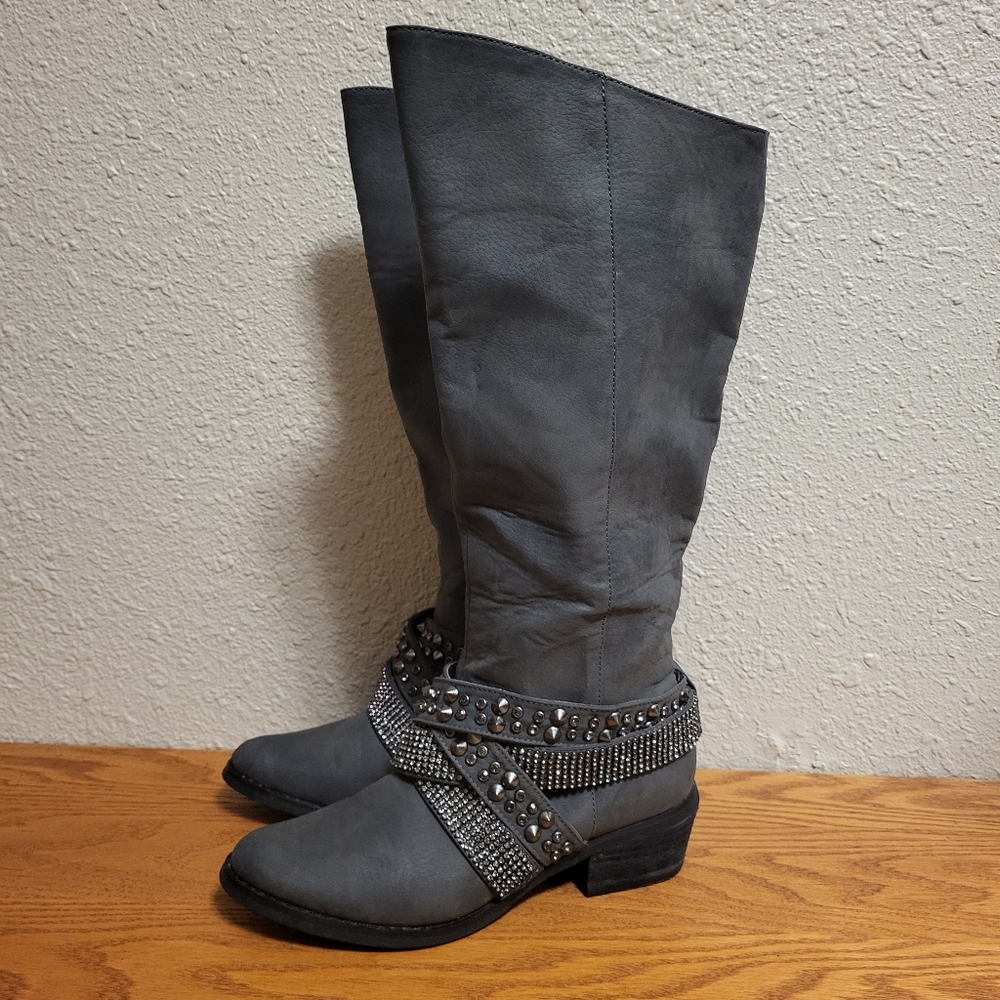not rated Gray Studded Liv Heeled Boot Size 7½